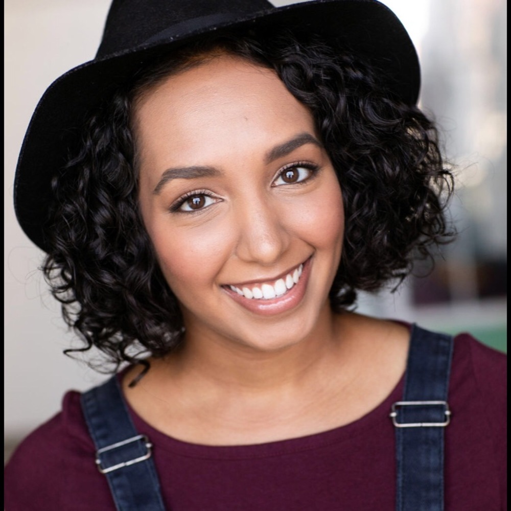 Meet your Posher, Maya